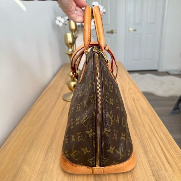 ✅AUTHENTIC✅LOUIS VUITTON ALMA PM+LOCK AND KEY - Picture 8 of 15